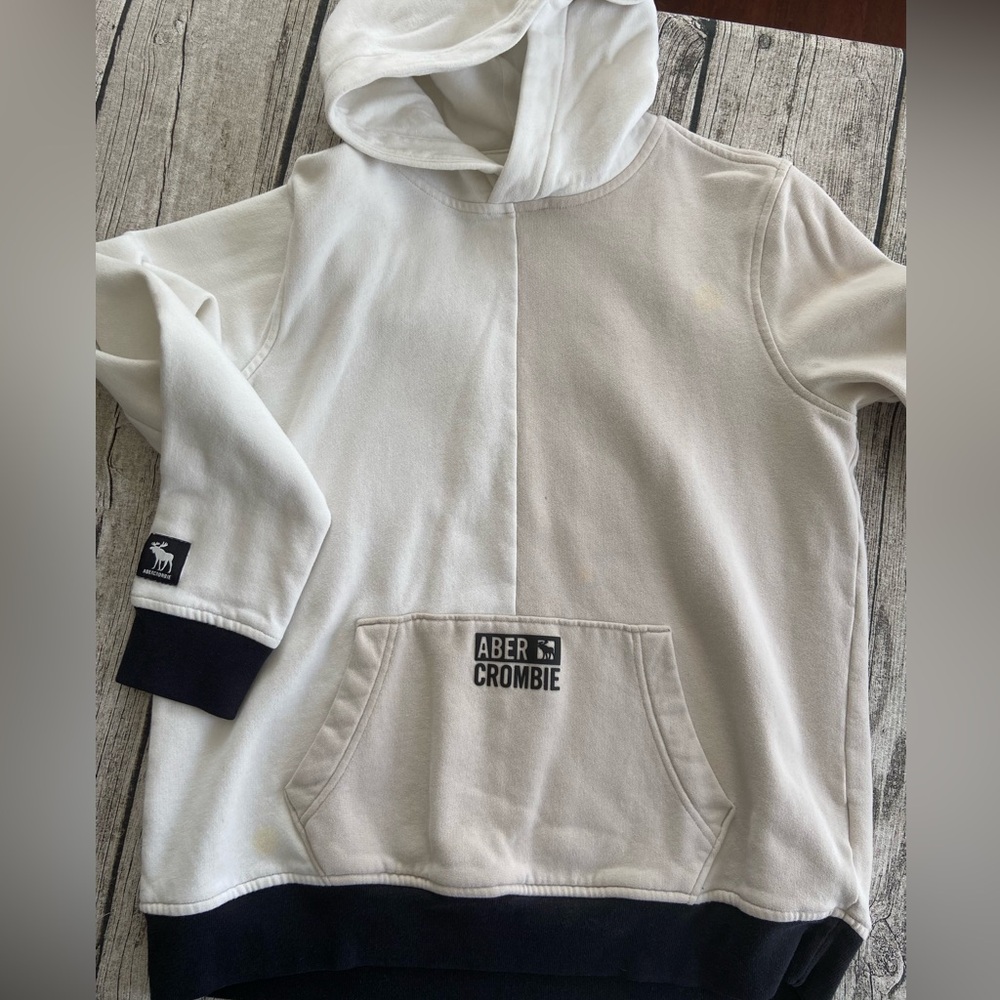 Abercrombie kids boys long fleece lined pullover hoodie. Size 15/16. Color block